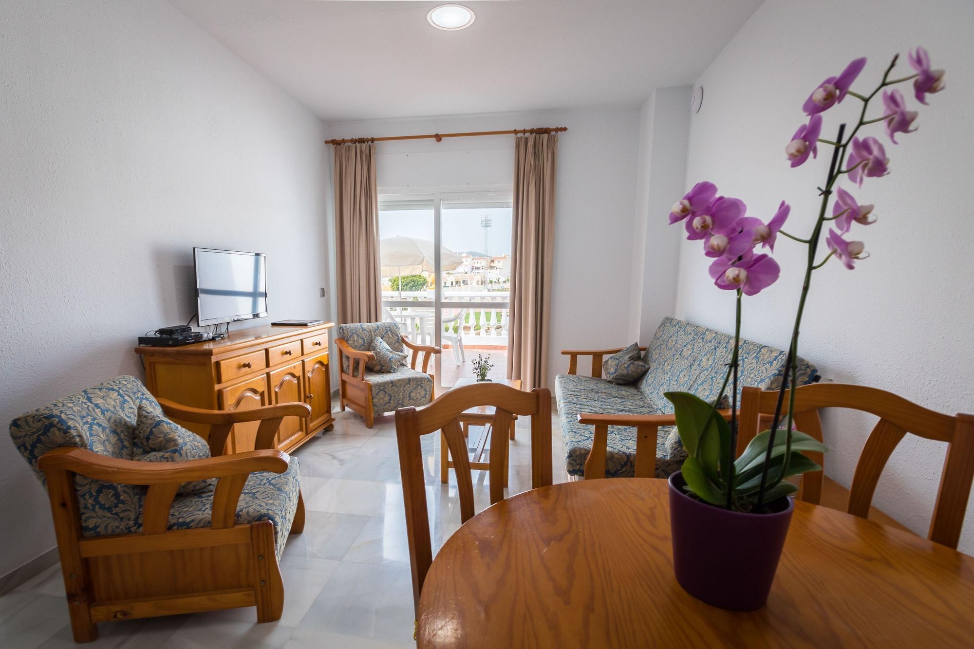 Apartamentos Las Rosas De Capistrano Nerja Exterior foto