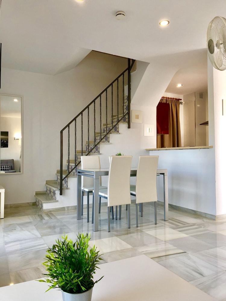 Apartamentos Las Rosas De Capistrano Nerja Exterior foto