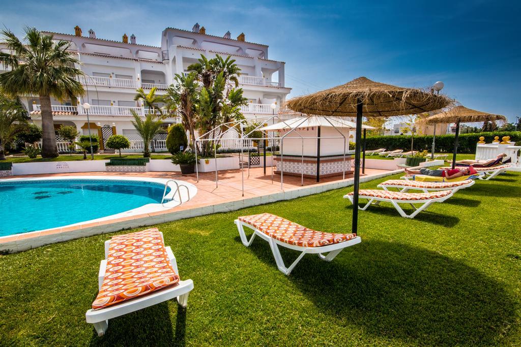 Apartamentos Las Rosas De Capistrano Nerja Exterior foto