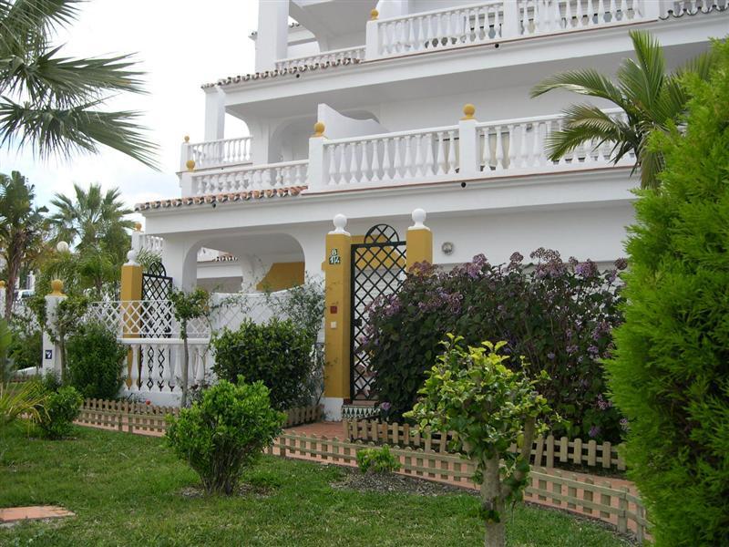 Apartamentos Las Rosas De Capistrano Nerja Exterior foto