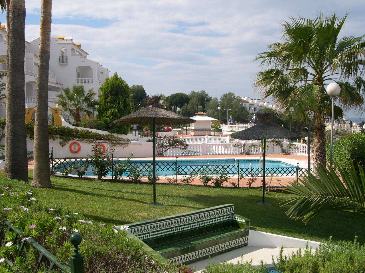 Apartamentos Las Rosas De Capistrano Nerja Exterior foto